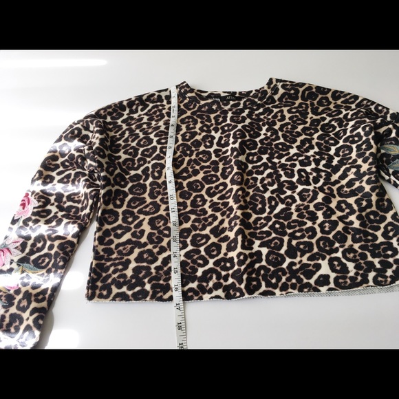 AFRM cropped leopard print sweatshirt,XS - Picture 3 of 8